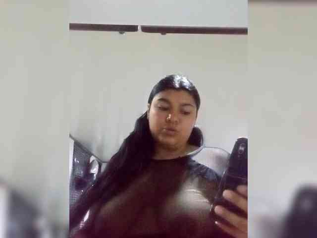 Toromila123 webcam