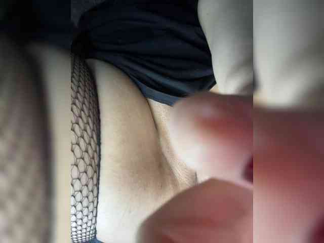 Milka_Cris webcam