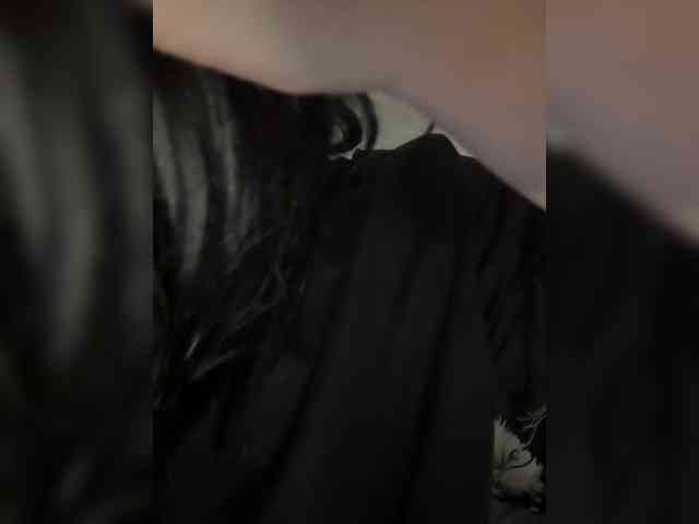 Milka_Cris webcam