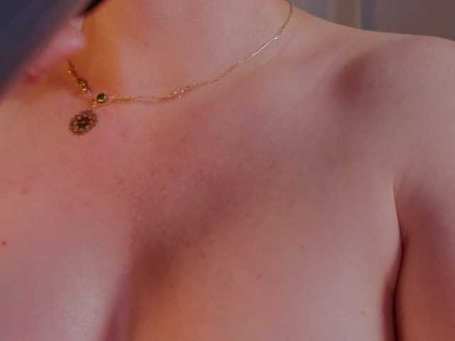 CookiesNCr3am live cam on BongaCams