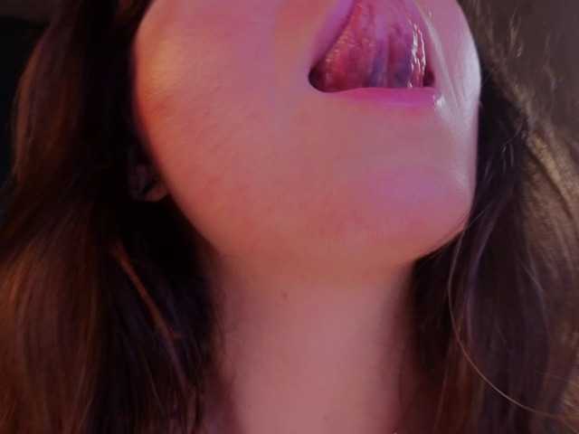 CookiesNCr3am live cam on BongaCams