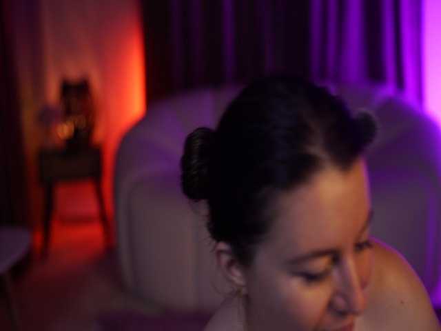 CookiesNCr3am live cam on BongaCams