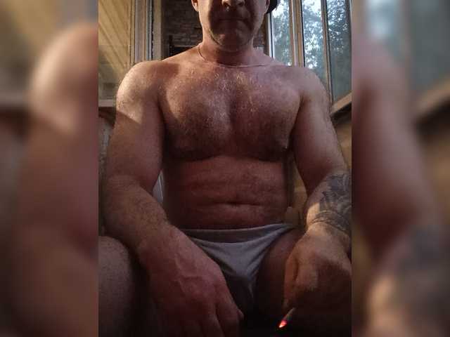 Dima00111111111 — live male cam