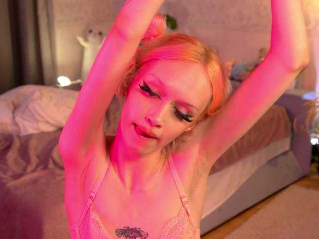 shishka-angel live cam on BongaCams
