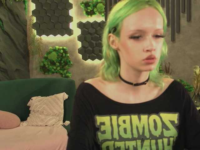shishka-angel live cam on BongaCams