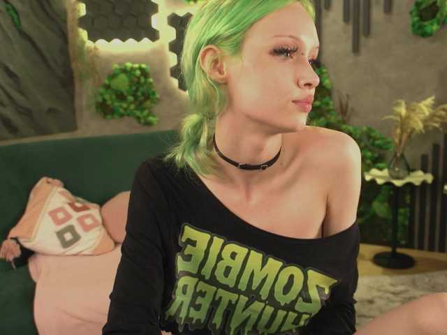 shishka-angel live cam on BongaCams