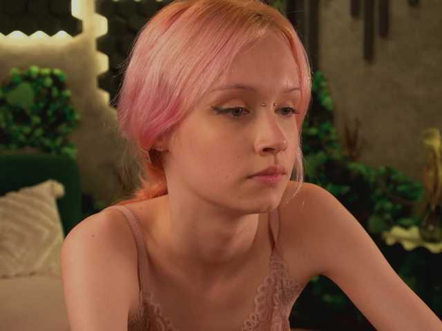shishka-angel live cam on BongaCams