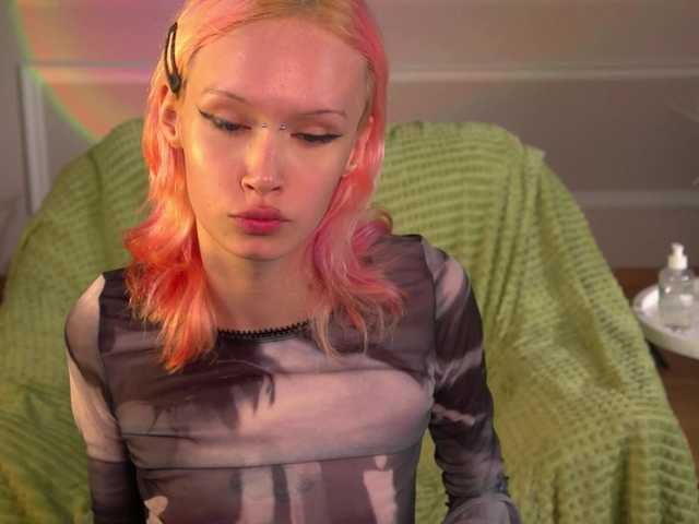 shishka-angel live cam on BongaCams