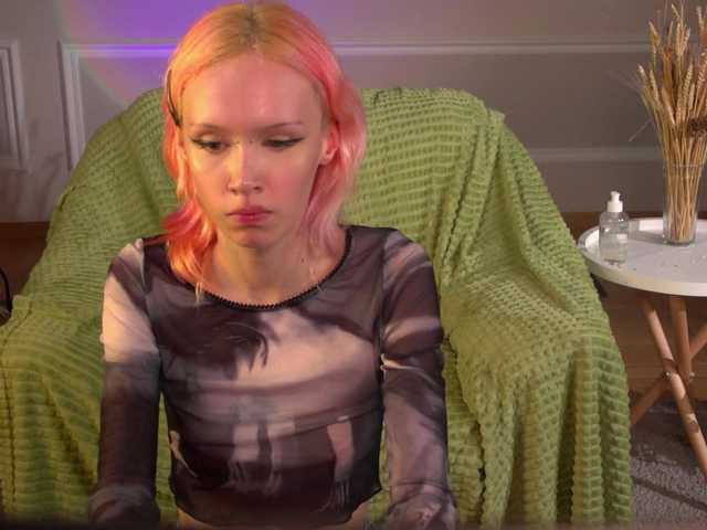 shishka-angel live cam on BongaCams