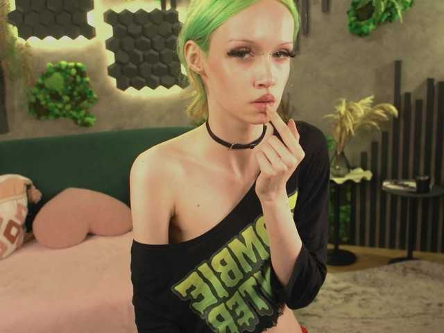 shishka-angel live cam on BongaCams