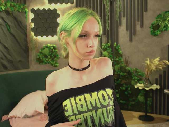 shishka-angel live cam on BongaCams