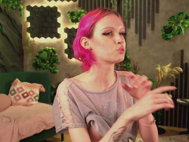 Profile and Statistics for shishka-angel on BongaCams