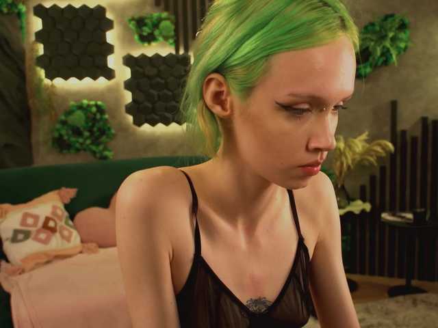shishka-angel live cam on BongaCams
