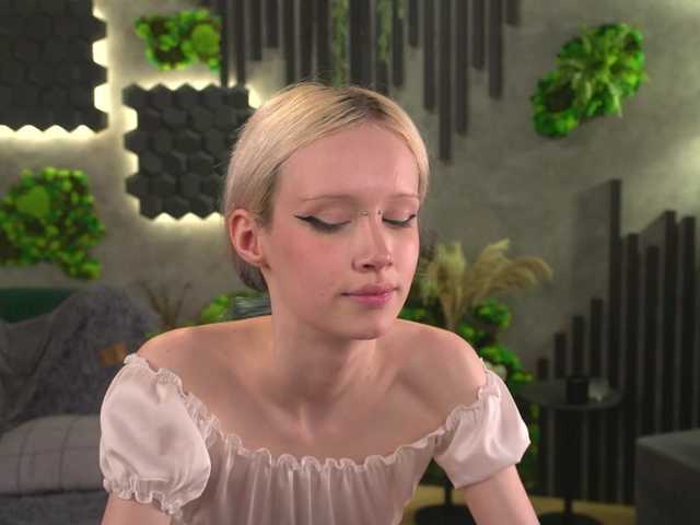  shishka-angel chat room