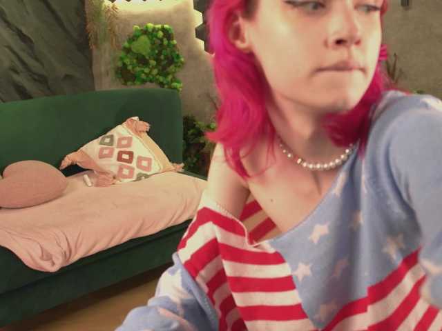 shishka-angel live cam on BongaCams