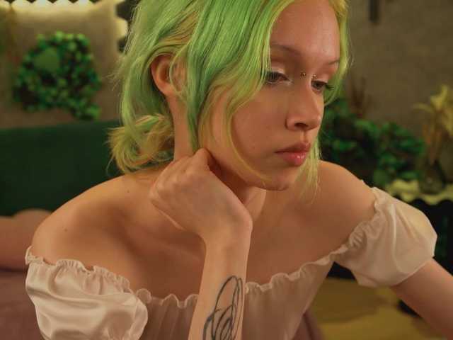 shishka-angel live cam on BongaCams