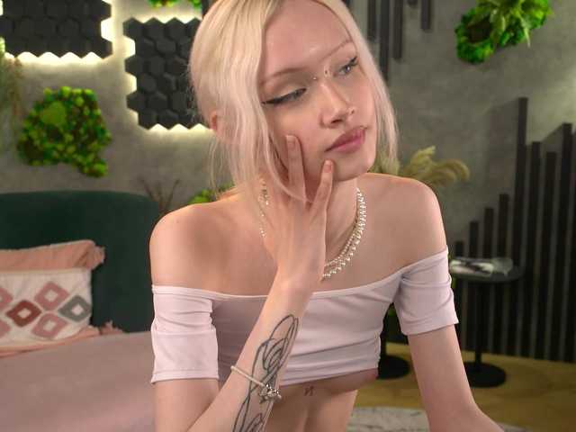  shishka-angel chat room