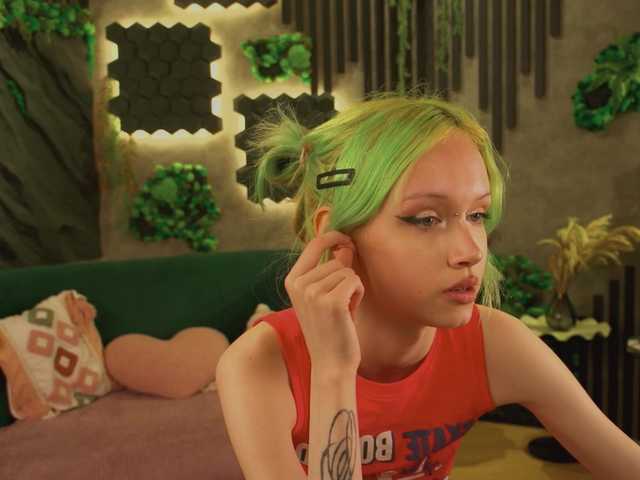 shishka-angel live cam on BongaCams