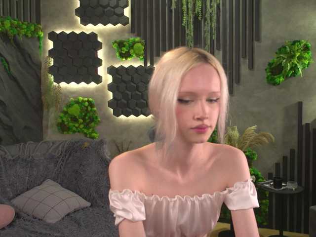  shishka-angel chat room