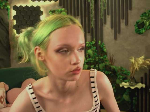 shishka-angel live cam on BongaCams