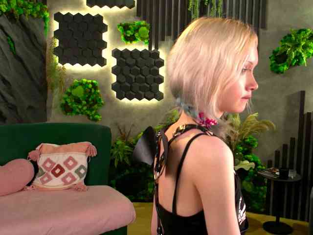 shishka-angel webcam