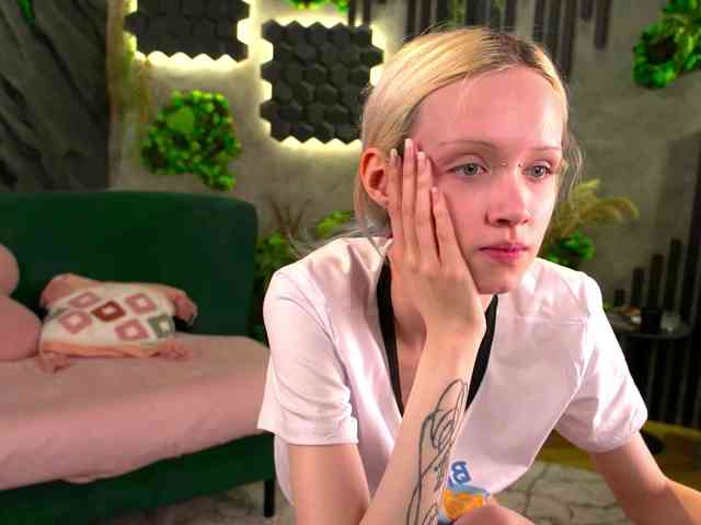 shishka-angel webcam