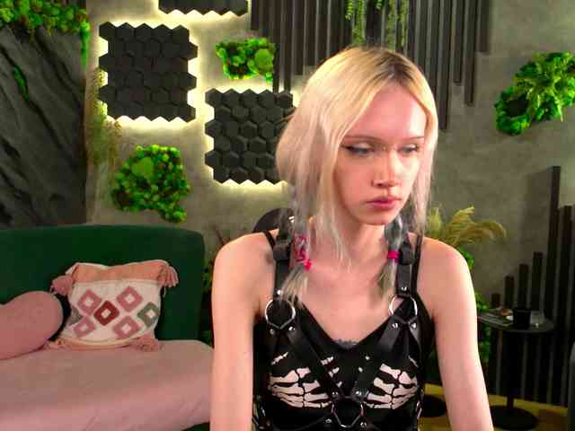 shishka-angel webcam