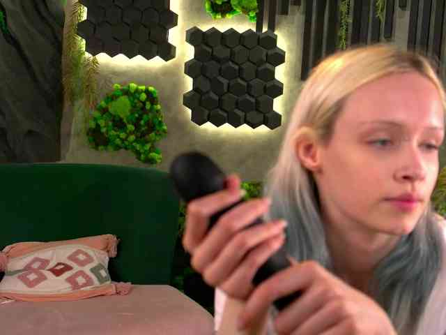 shishka-angel webcam