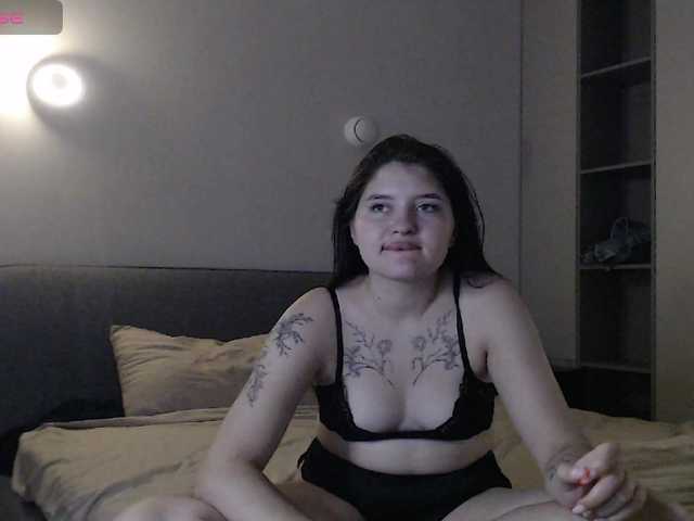 Bluerose live cam on BongaCams