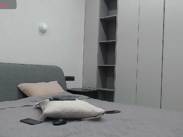 Bluerose live cam on BongaCams