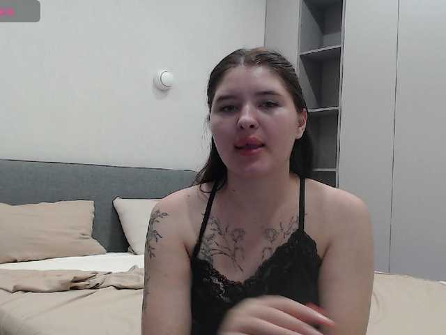 Bluerose live cam on BongaCams