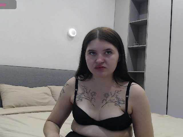 Bluerose live cam on BongaCams