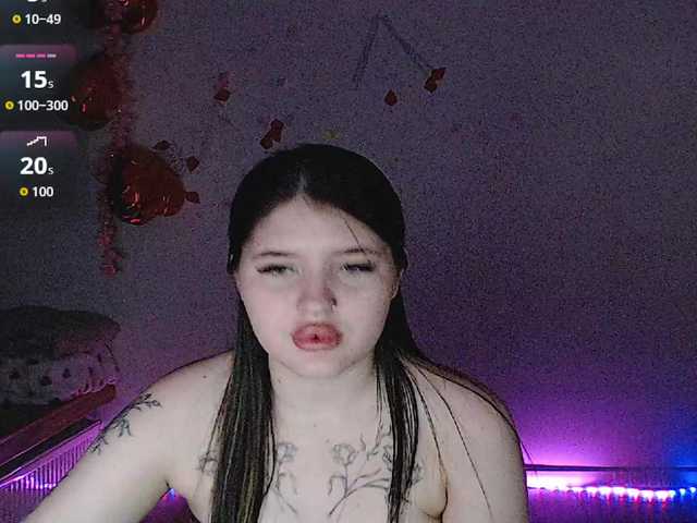le modèle Bluerose est en webcam porno dans un show sur le site bongacams, il possède les tags suivants: White/Caucasian,Brunette,Trimmed
