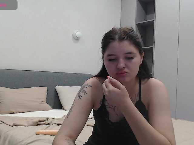 Bluerose live cam on BongaCams