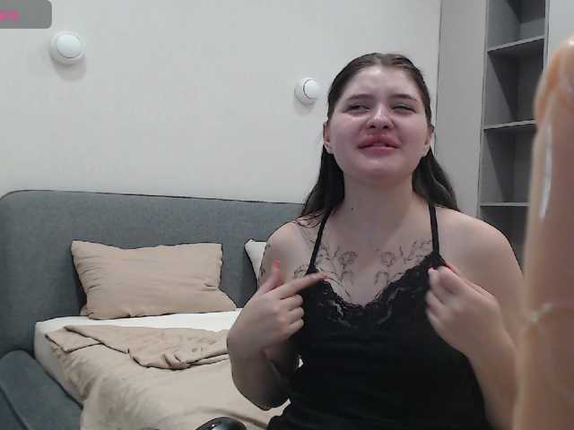 Bluerose live cam on BongaCams