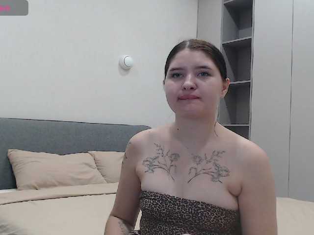 Bluerose live cam on BongaCams