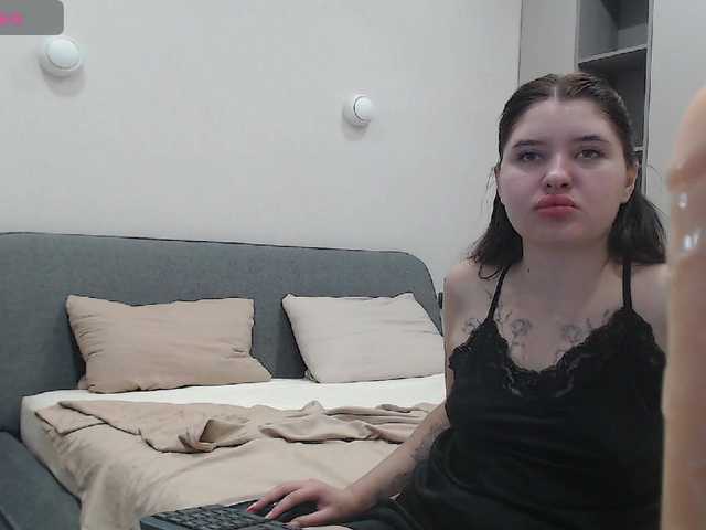 Bluerose live cam on BongaCams