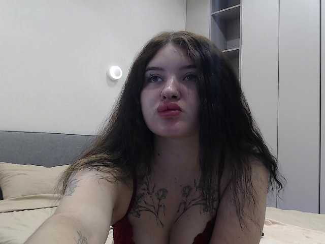 Bluerose live cam on BongaCams