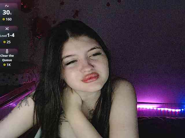 Bluerose Live Webcam on BongaCams