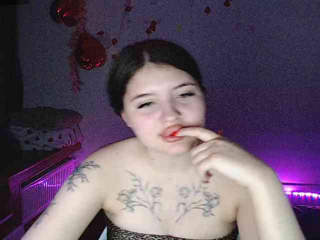 Bluerose Live Webcam on BongaCams
