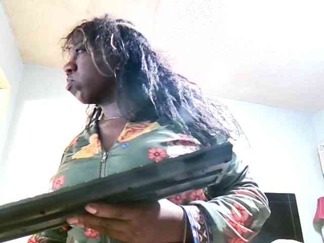 nakedbigboobsslutfun webcam
