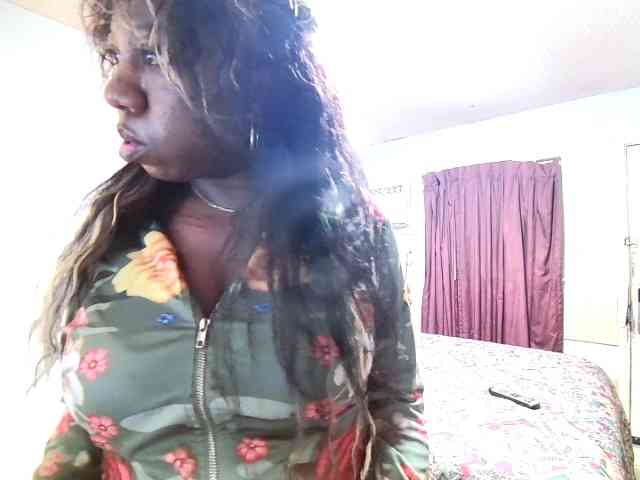 nakedbigboobsslutfun webcam
