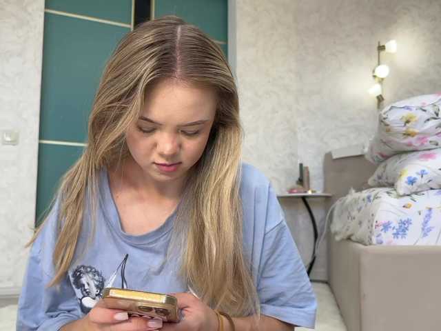 leelana live cam on BongaCams