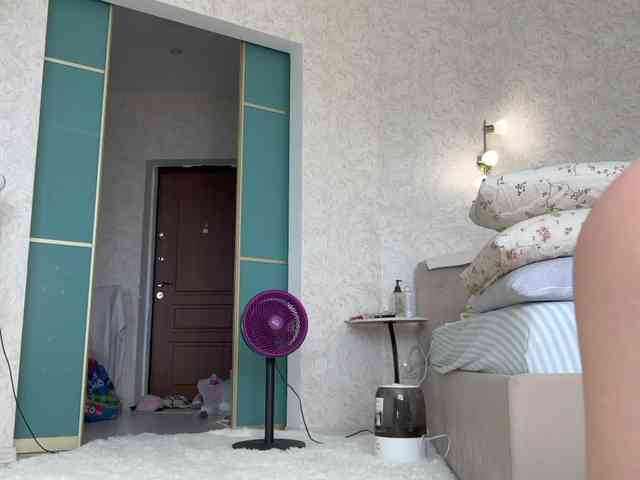 Lana_Leee webcam