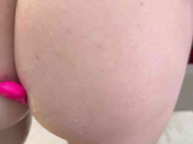 Lana_Leee