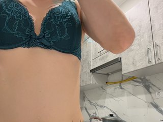 AlinnaAnnila Porn Show