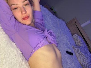 AlinnaAnnila Porn Show