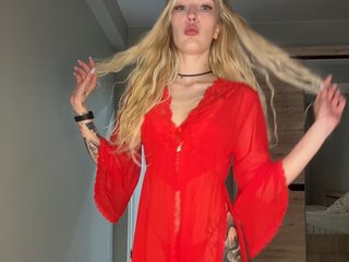 AlinnaAnnila Porn Show