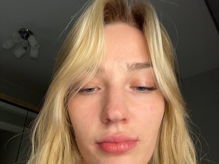 AlinnaAnnila Porn Show