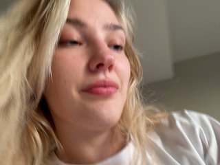 AlinnaAnnila Porn Show